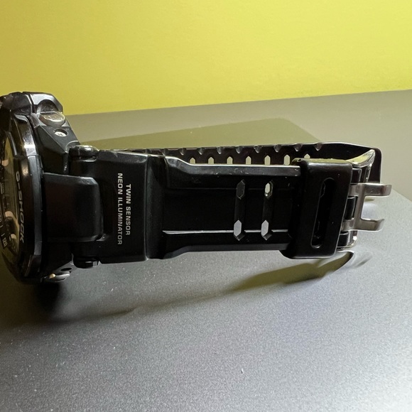 G-SHOCK GA-1000-4A. - Picture 5 of 5